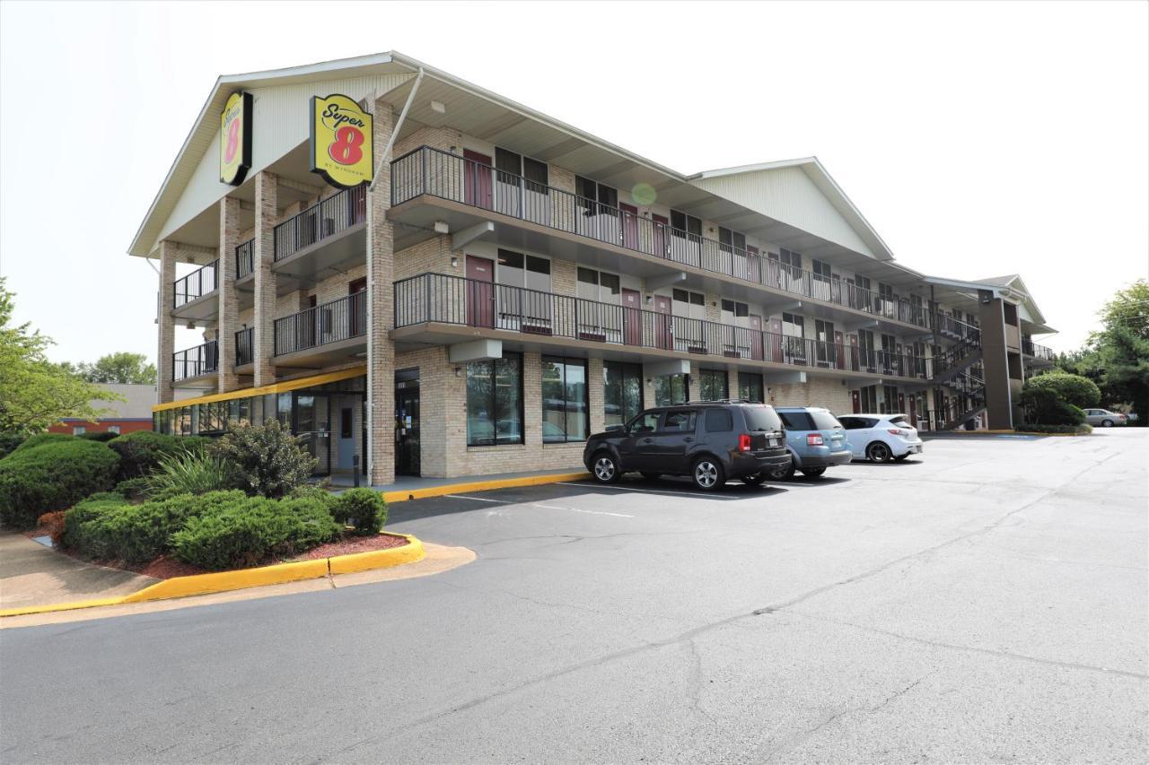 Hotel Super 8 By Wyndham Manassas Esterno foto