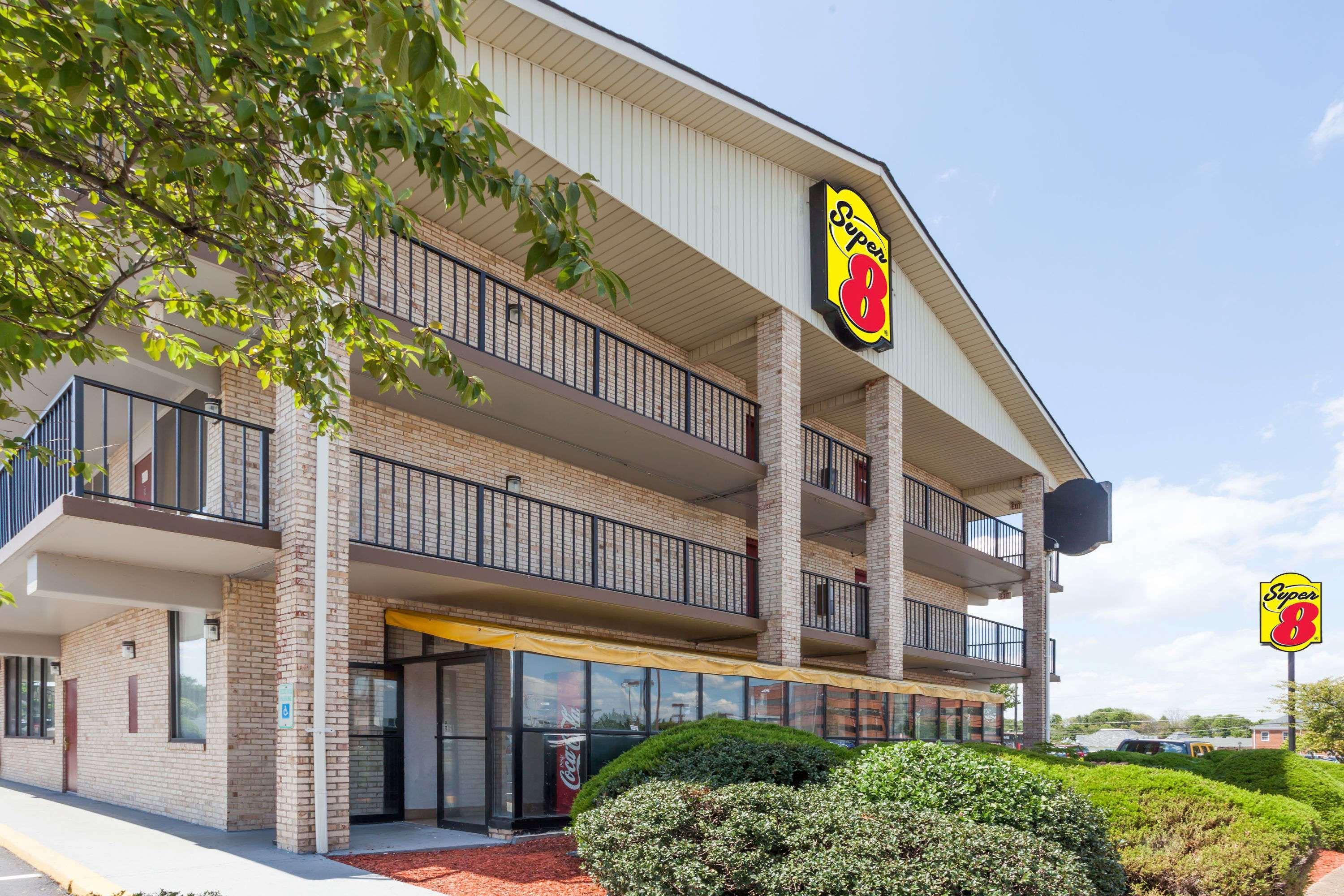 Hotel Super 8 By Wyndham Manassas Esterno foto