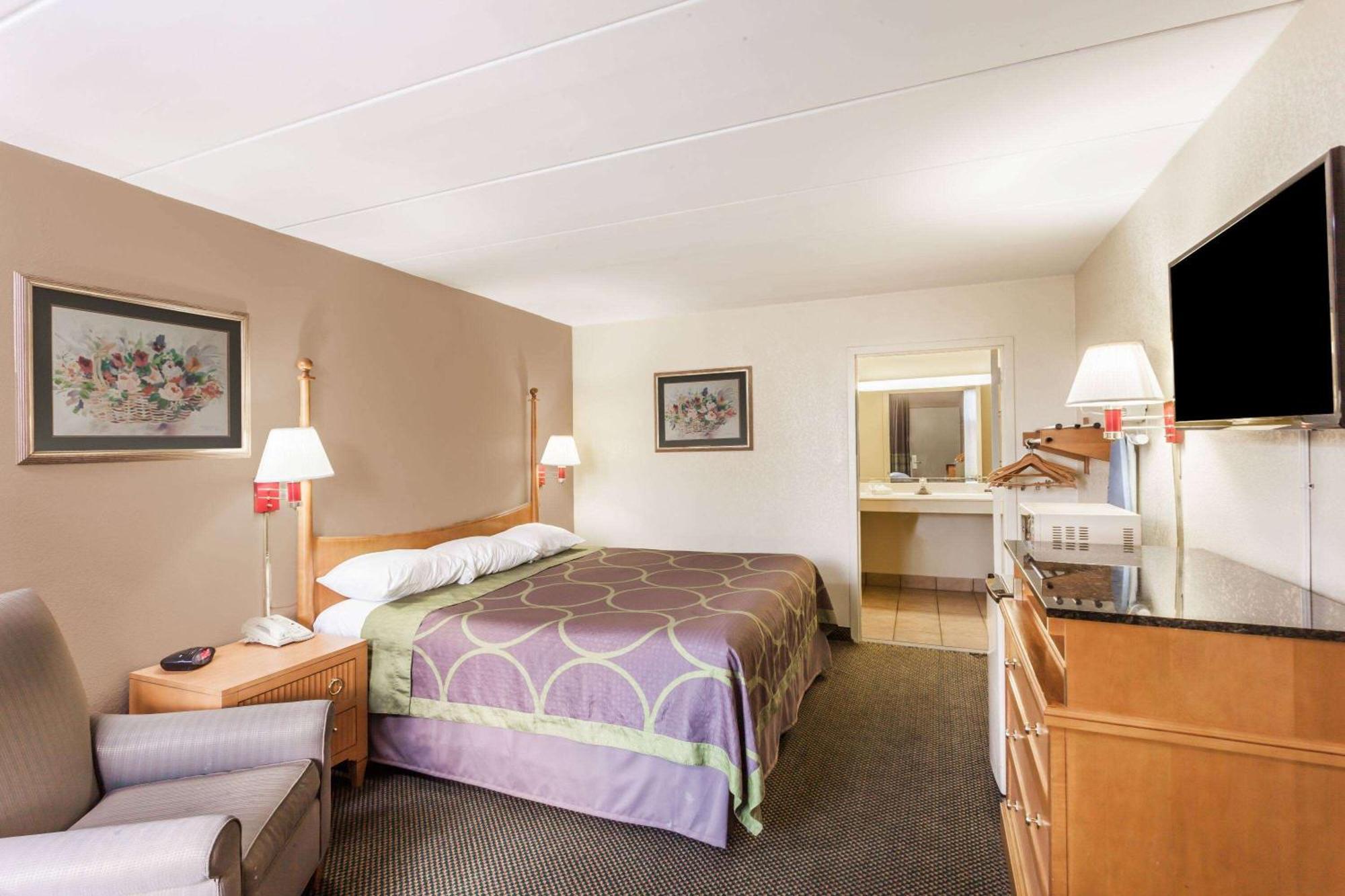 Hotel Super 8 By Wyndham Manassas Esterno foto