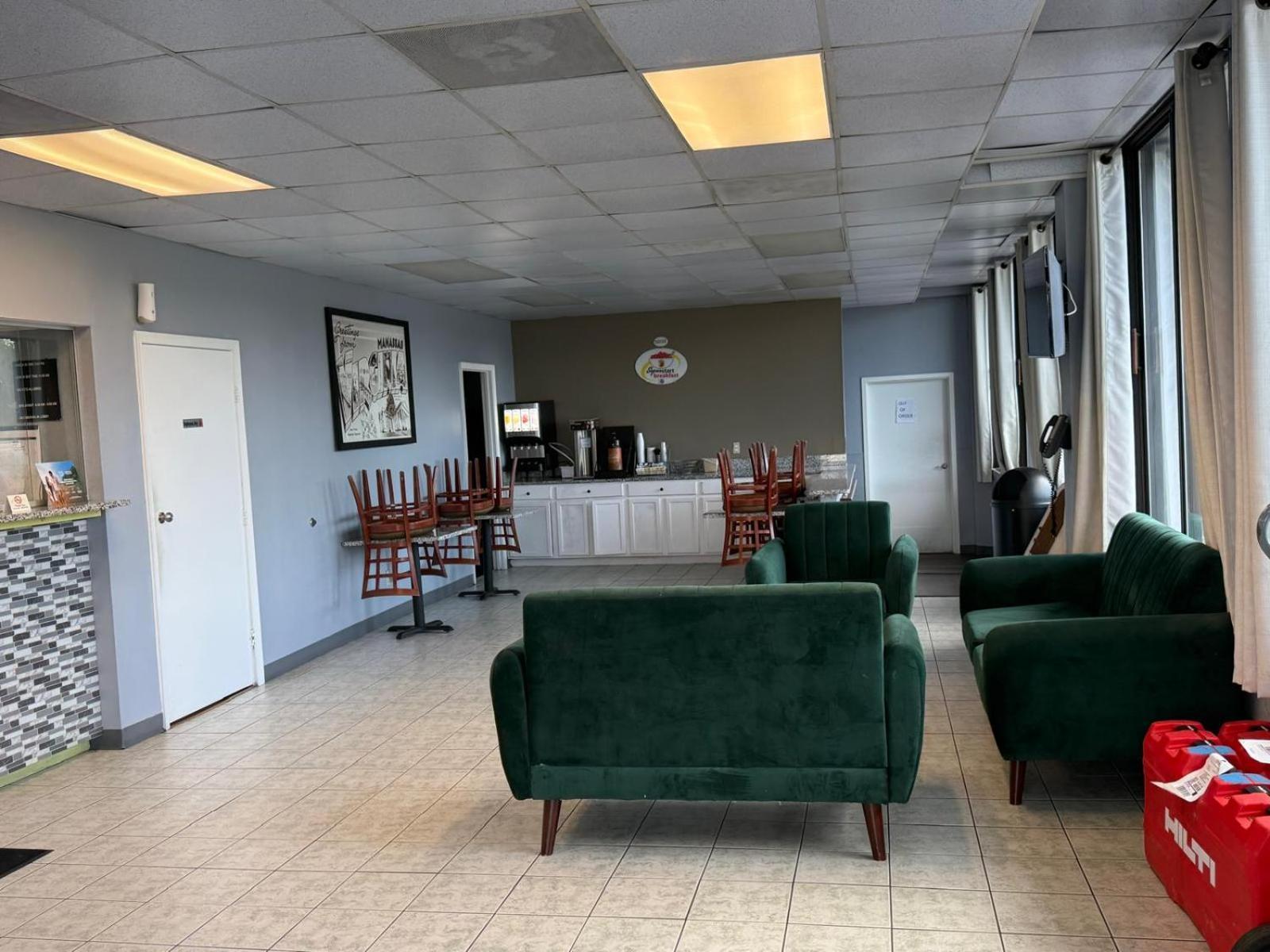 Hotel Super 8 By Wyndham Manassas Esterno foto